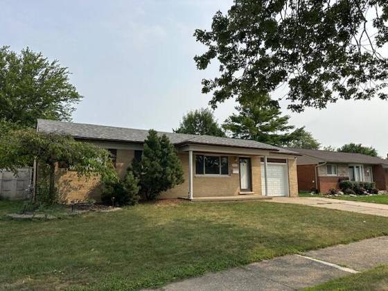 34242 S Aztec Drive, Westland, MI 48185 photo 2