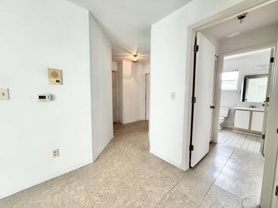2203 S Huron Parkway S #4, Ann Arbor, MI 48104 photo 4