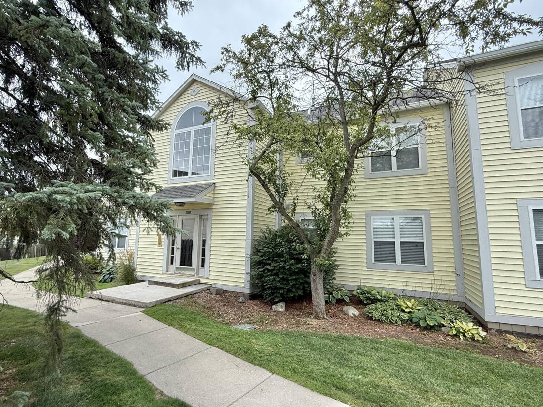 2203 S Huron Parkway S #4, Ann Arbor, MI 48104