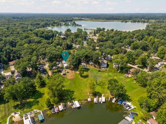 10469 Hickory Drive, Pinckney, MI 48169 photo 3