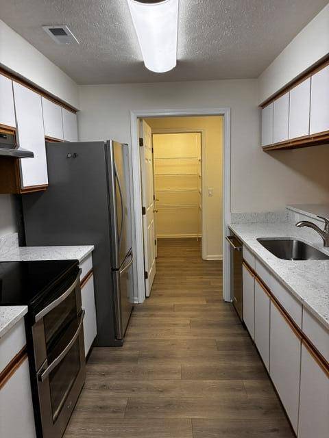 1357 Heatherwood Lane, Ann Arbor, MI 48108 photo 3