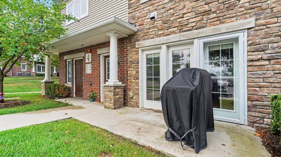 5527 Arbor Chase Drive, Ann Arbor, MI 48103 photo 3