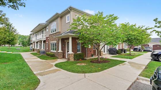 5527 Arbor Chase Drive, Ann Arbor, MI 48103 photo 4