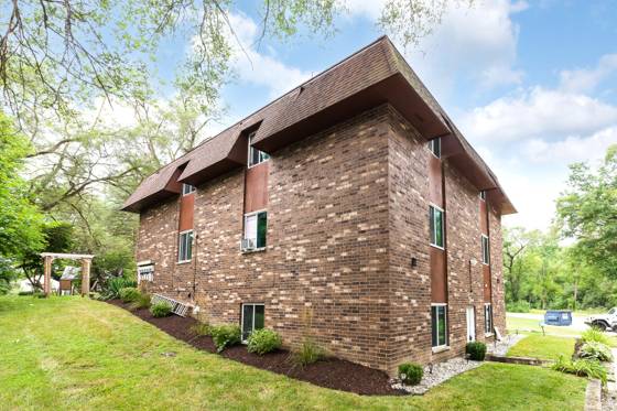9275 Brookside Drive #H, Whitmore Lake, MI 48189 photo 3