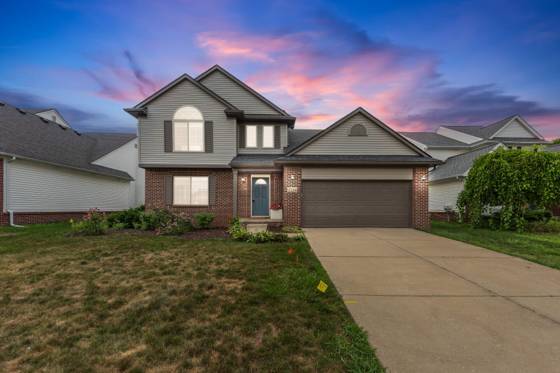 7734 Greene Farm Drive, Ypsilanti, MI 48197 photo 2