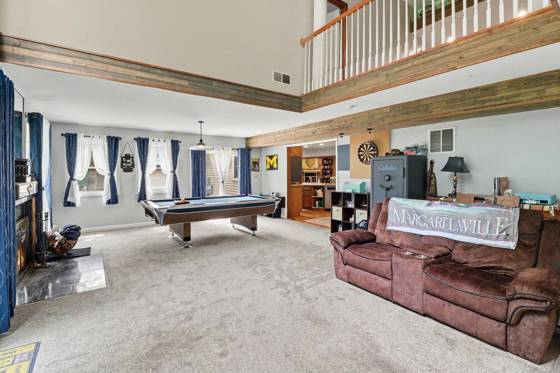 11991 Portage Lake Avenue, Pinckney, MI 48169 photo 2