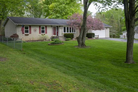 4546 Rohr Road, Lake Orion, MI 48359 photo 2
