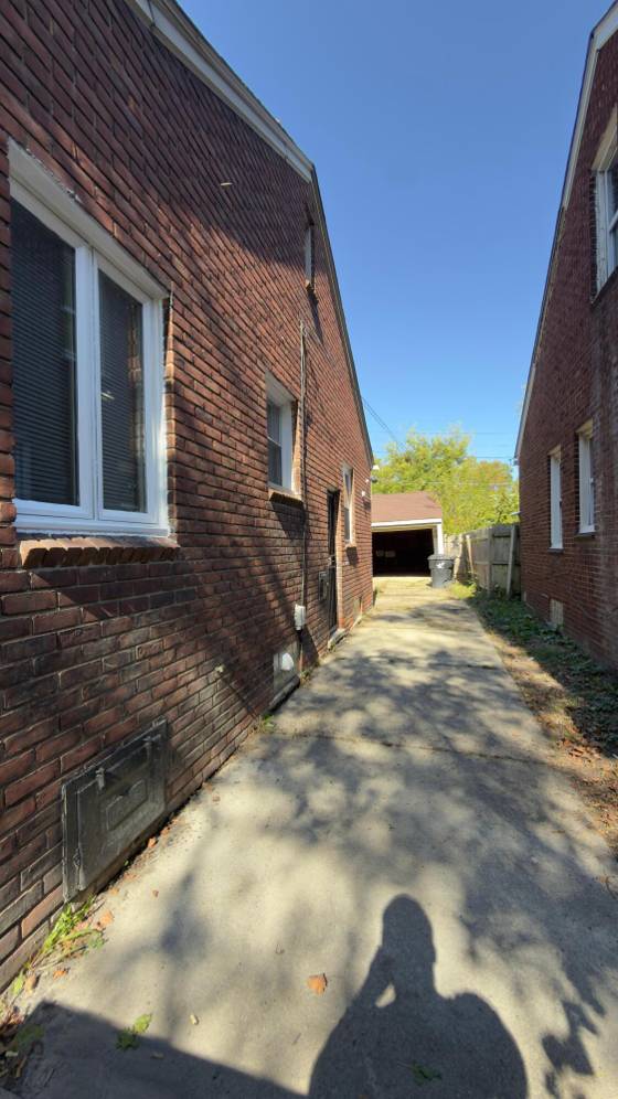 10370 Britain Street, Detroit, MI 48224 photo 2