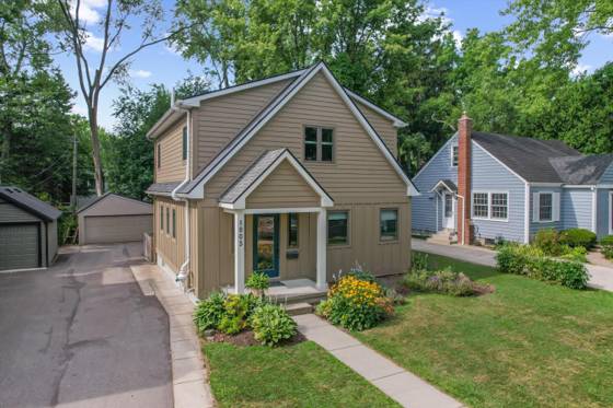 1805 Charlton Avenue, Ann Arbor, MI 48103 photo 2