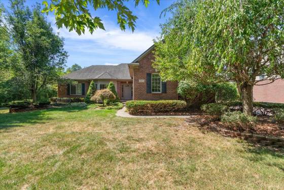 1011 Ashton Woods Drive, Canton, MI 48187 photo 2