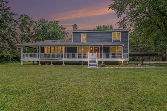 558 W Clarkston, Lake Orion, MI 48362 photo 2