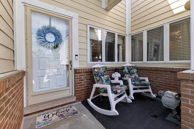 35075 Hillside Drive, Farmington, MI