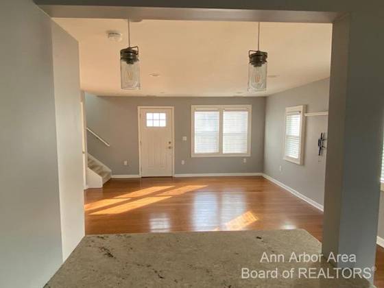 407 N Harris Street, Saline, MI 48176 photo 4