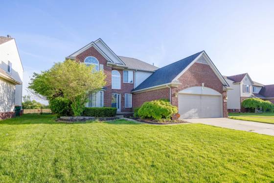 7798 Greene Farm Drive, Ypsilanti, MI 48197 photo 2