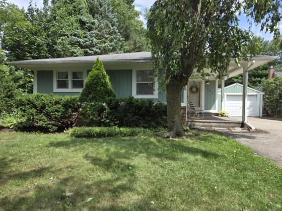 1746 Shankin Drive, Wolverine Lake, MI 48390 photo 2