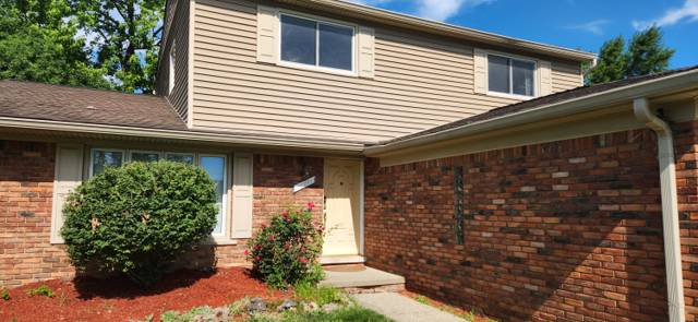 26061 Marlowe Place, Oak Park