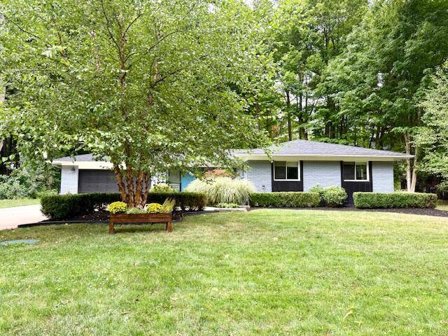 46250 Bloomcrest Drive, Northville, MI