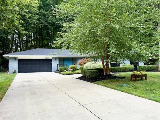 46250 Bloomcrest Drive, Northville, MI 48167 photo 2