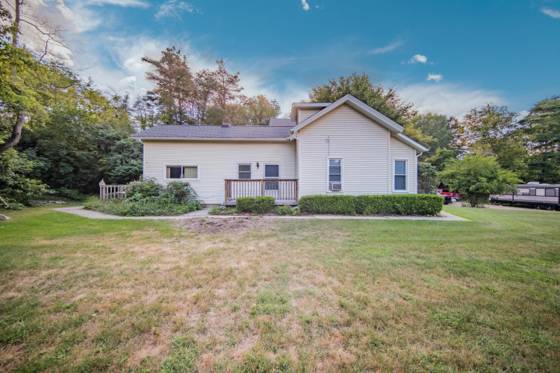 9798 Mcgregor Road, Pinckney, MI 48169 photo 2