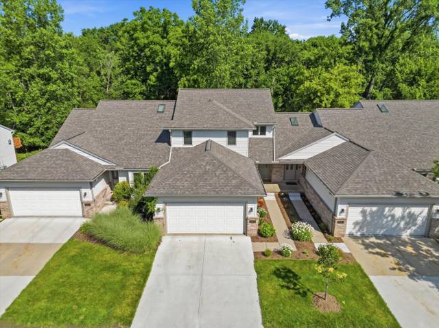 555 Sycamore Circle, Saline, MI
