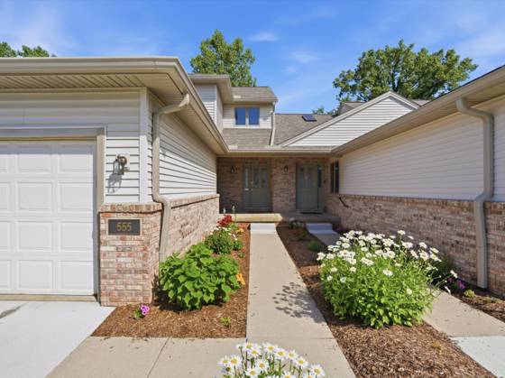 555 Sycamore Circle, Saline, MI 48176 photo 3