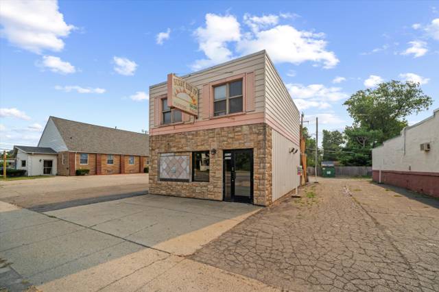 1040 N Wayne Road, Westland, MI