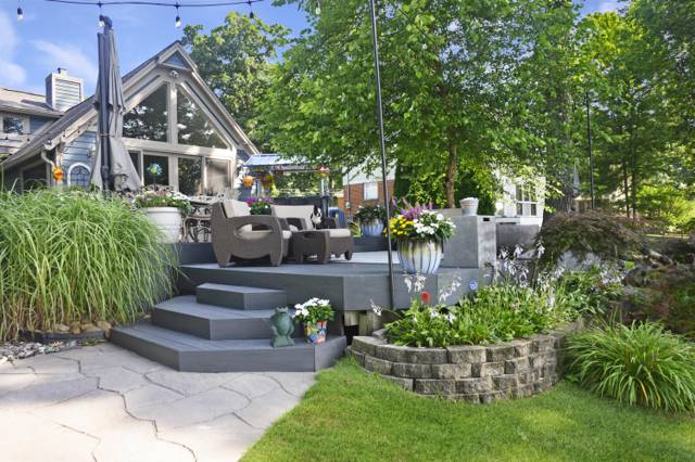 3911 Lakewood Drive, Waterford, MI