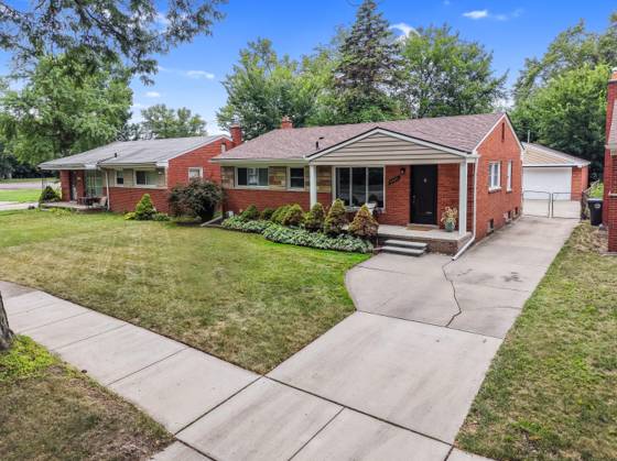 24011 Geneva Street, Oak Park, MI 48237 photo 5