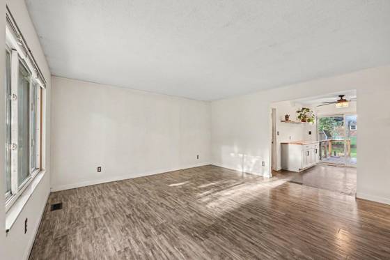 47473 Woodall Road, Shelby Twp, MI 48317 photo 5