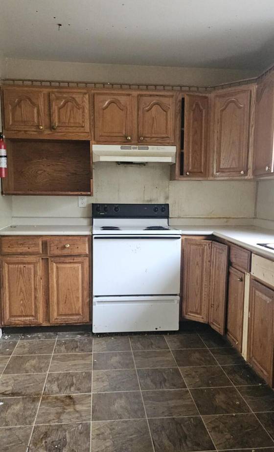1327 Andrea Street, Ypsilanti, MI 48198 photo 3