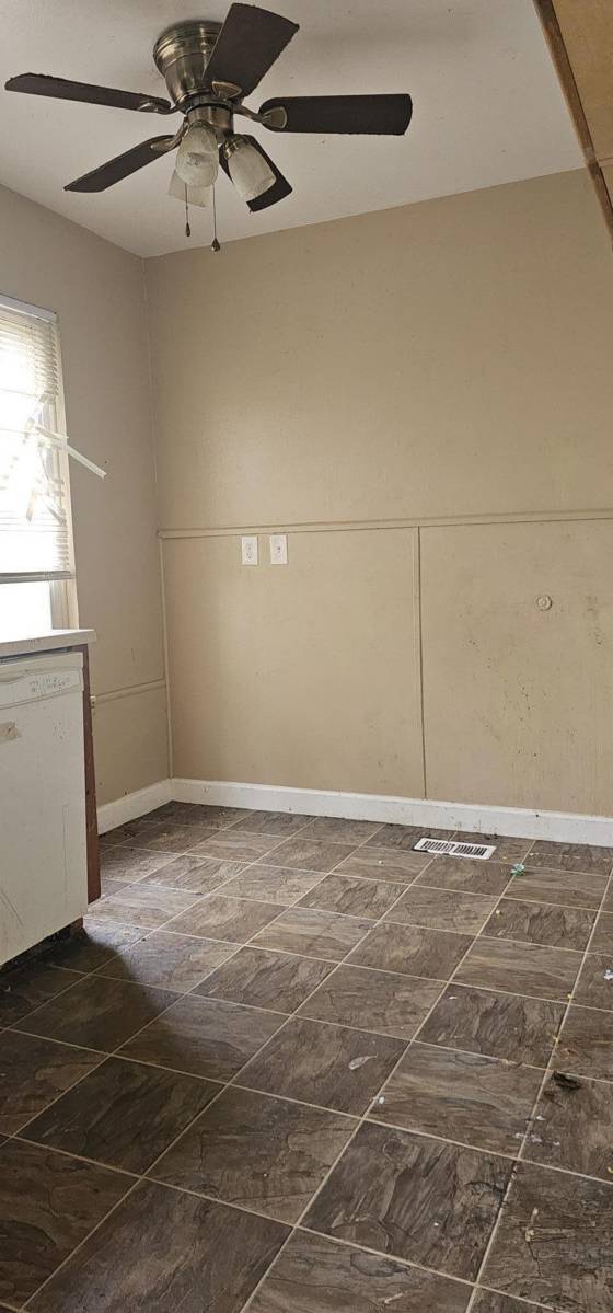 1327 Andrea Street, Ypsilanti, MI 48198 photo 2