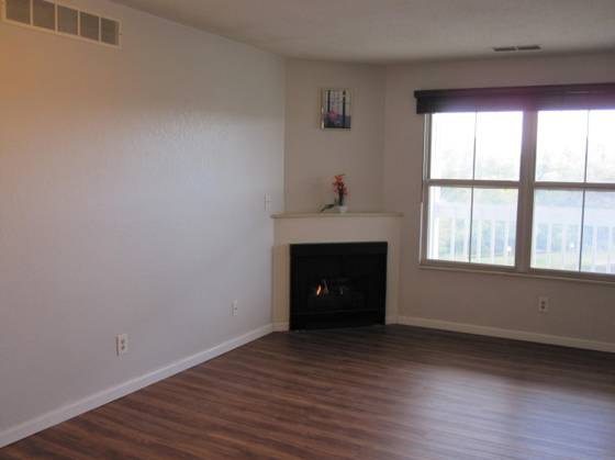 123 Fieldcrest 303, Ann Arbor, MI 48103 photo 3