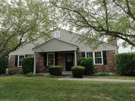 15810 Cambridge Drive, Clinton Twp, MI 48038 photo 2