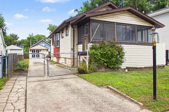 23115 Berdeno Avenue, Hazel Park, MI 48030 photo 2
