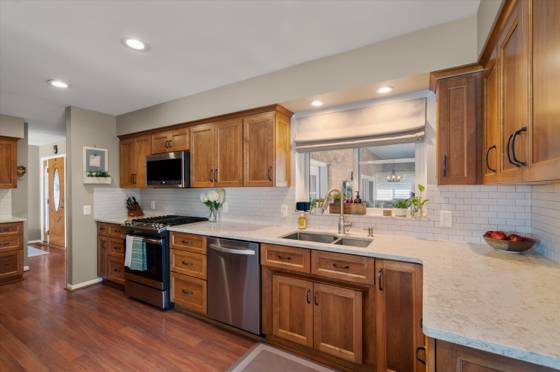 1161 Fox Hills Drive, Howell, MI 48843 photo 2