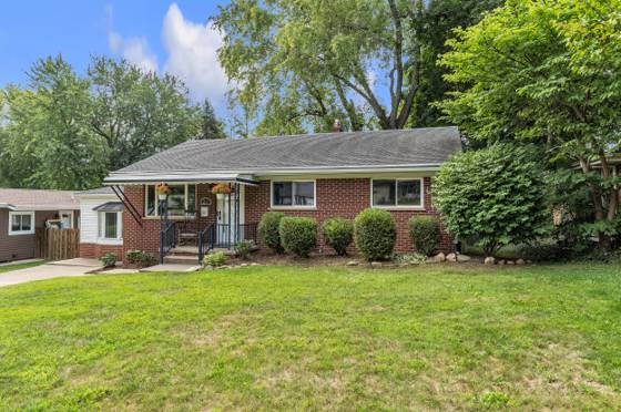 217 W Mc Kay Street, Saline, MI 48176 photo 3