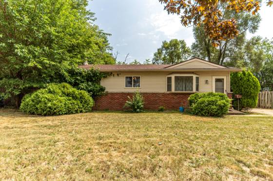 1401 Glengrove Avenue, Ypsilanti, MI 48198 photo 2
