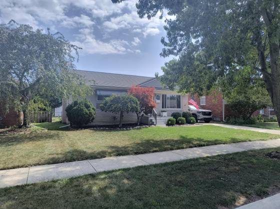 24252 Johnston Avenue, Eastpointe, MI 48021 photo 4