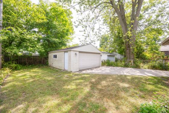 711 Kayser Avenue, Royal Oak, MI 48067 photo 2