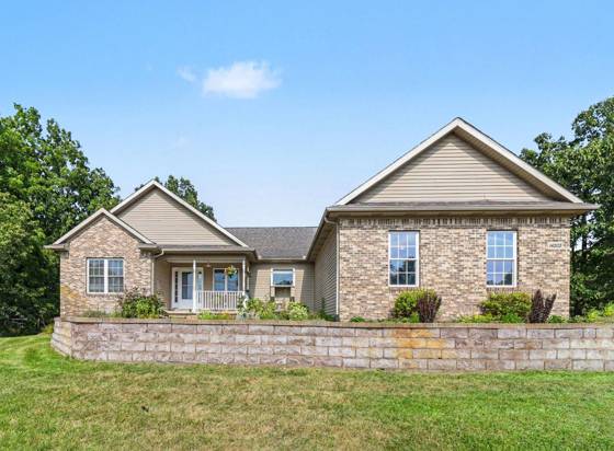 14505 Meadowpark Drive, Pinckney, MI 48169 photo 3