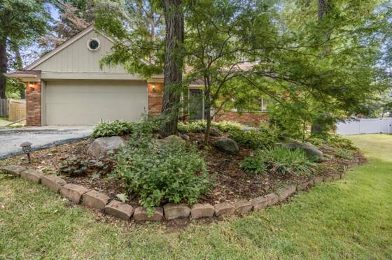 5898 Hummingbird Lane, Clarkston, MI 48346 photo 2