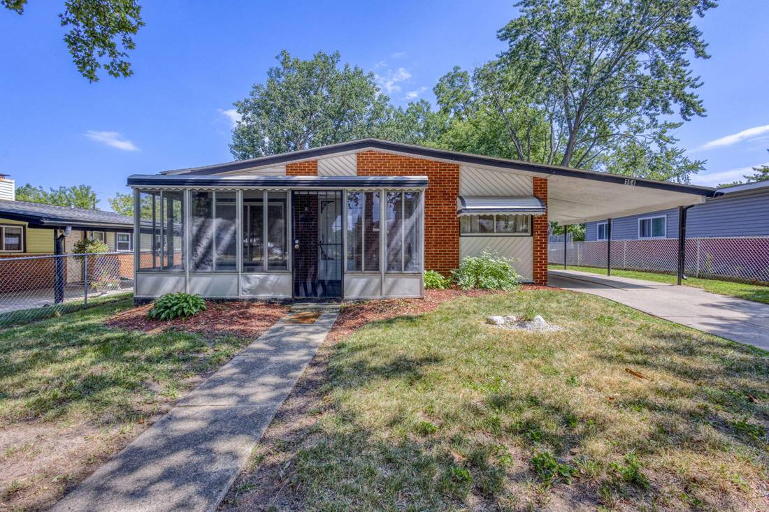 164 Westway Street, Pontiac, MI 48342