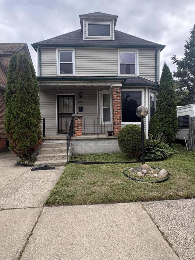3743 W Moore Place, Detroit, MI