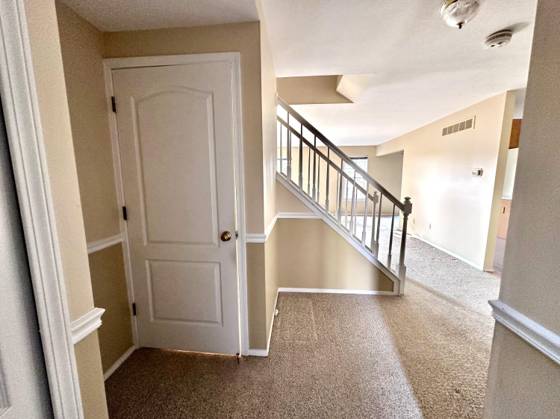 22508 Silver Creek Drive, Woodhaven, MI 48183 photo 2