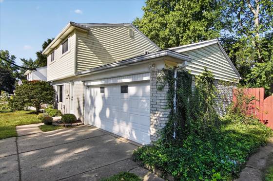 8899 Nottingham Drive, Ypsilanti, MI 48198 photo 4