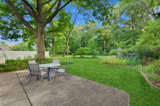 14627 Ellen Drive, Livonia, MI 48154 photo 5