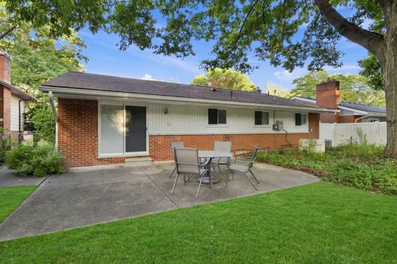 14627 Ellen Drive, Livonia, MI 48154 photo 4