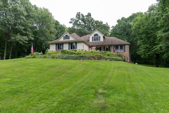 2589 Fisk Road, Howell, MI 48843 photo 3