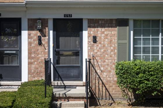 1757 Wickham Street, Royal Oak, MI 48073 photo 3