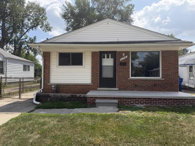 8144 Orchard Avenue, Warren, MI